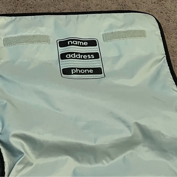 Kipling Black Durable Messenger Bag with Adjustable Strap - Picture 3 of 6